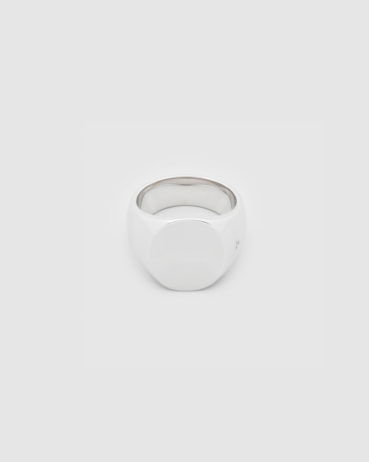 Oval Polished – Tom Wood