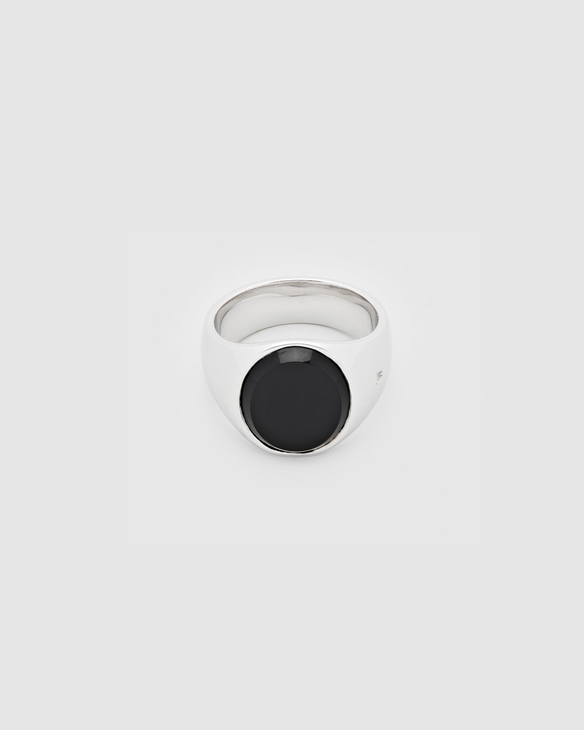 Oval Polished Black Onyx – Tom Wood