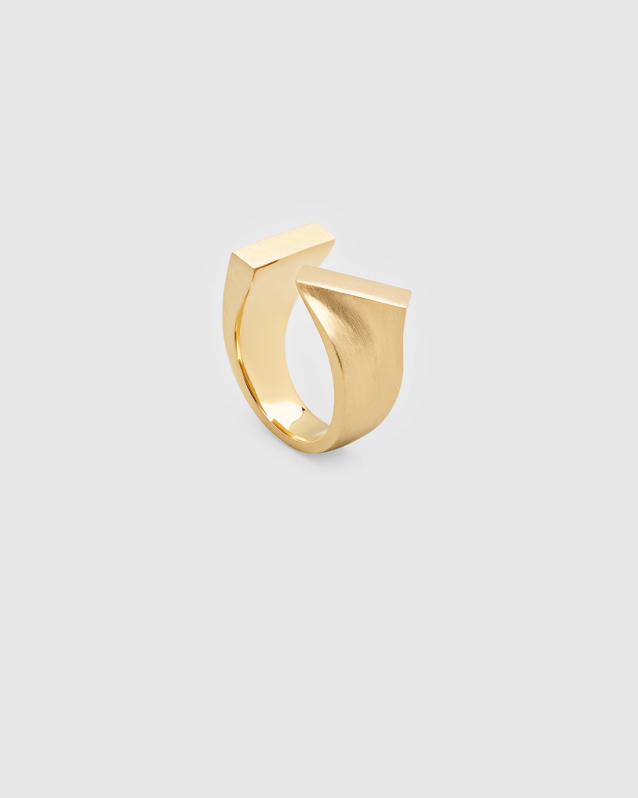 Tilt Ring Gold