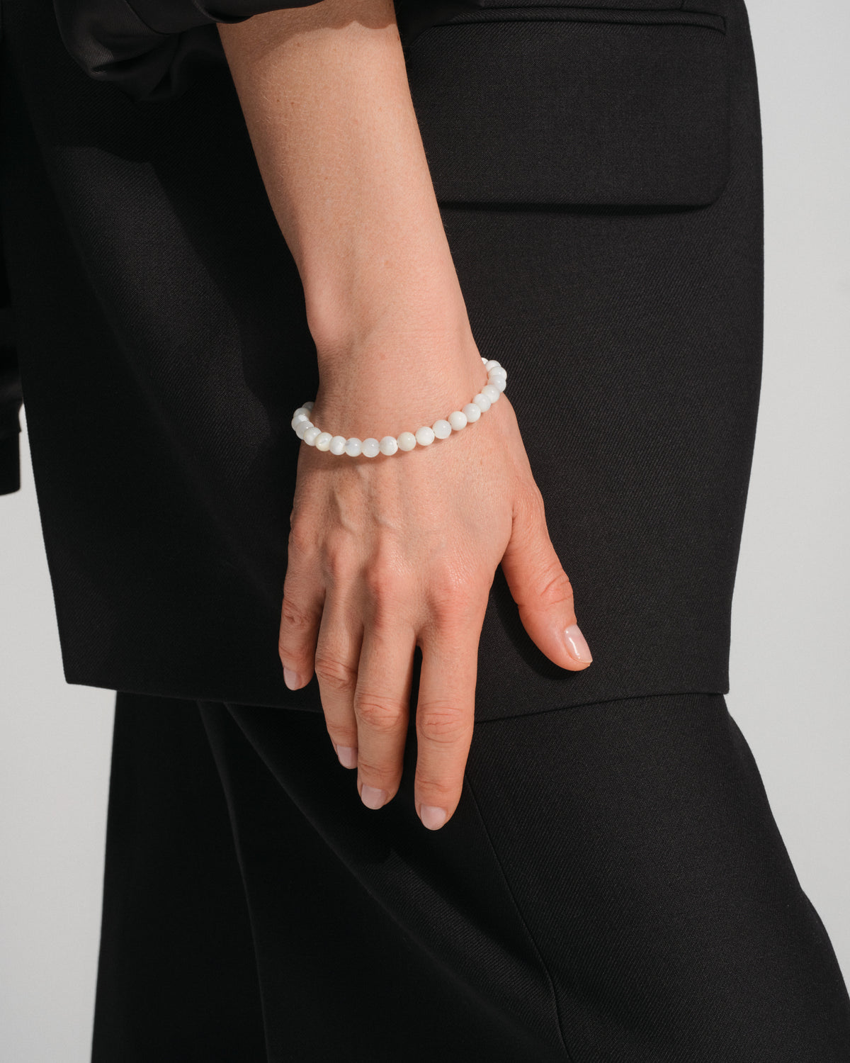 Cove Bracelet White MOP