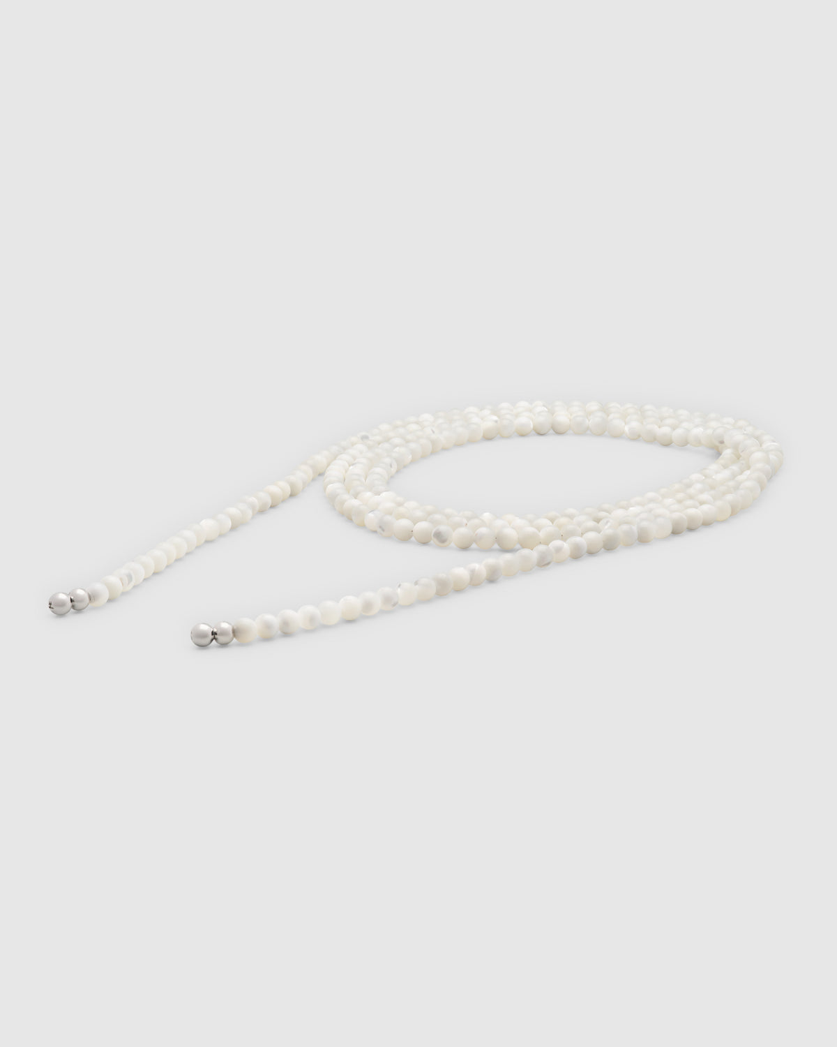 Cove Lace Necklace White MOP
