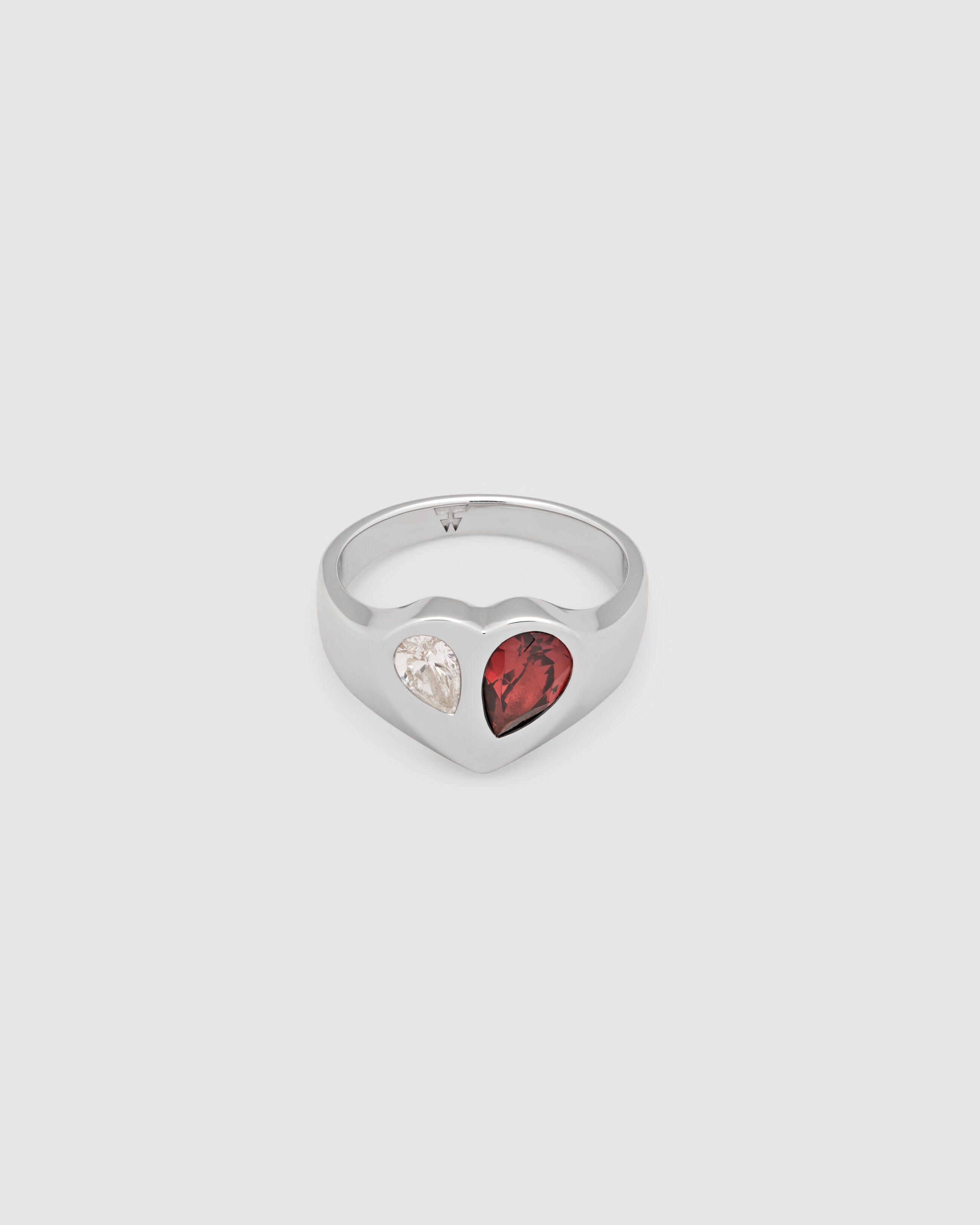 Love Ring – Tom Wood