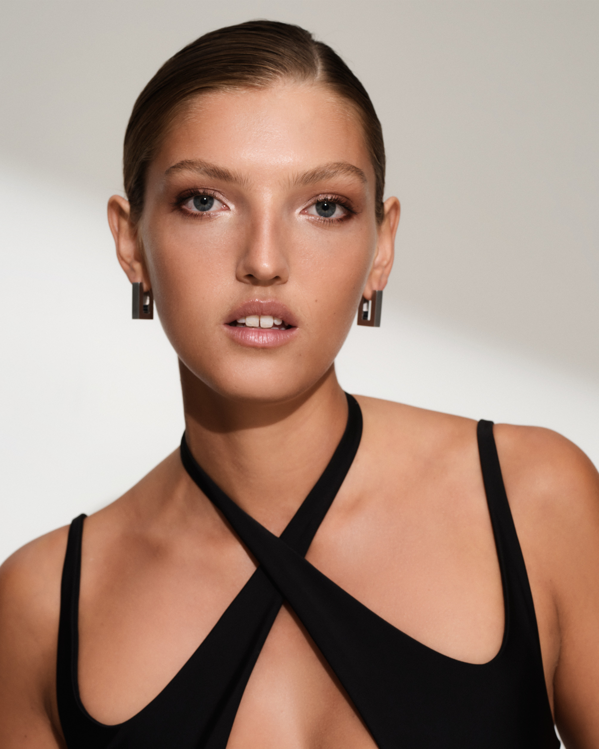 Square Hoops Satin