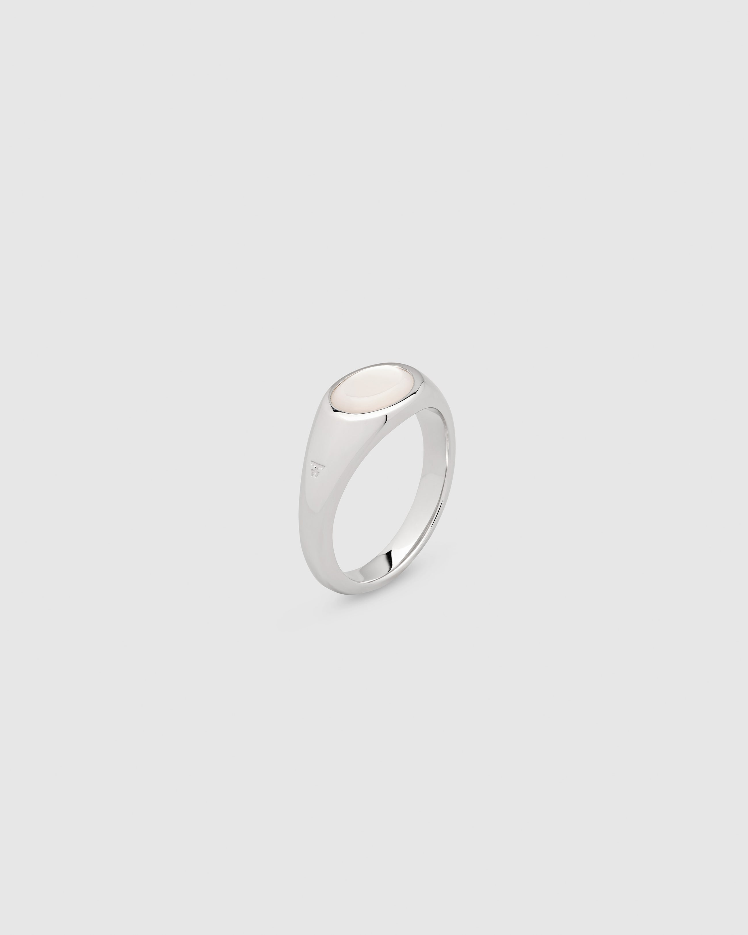 Joe Ring White MOP – Tom Wood
