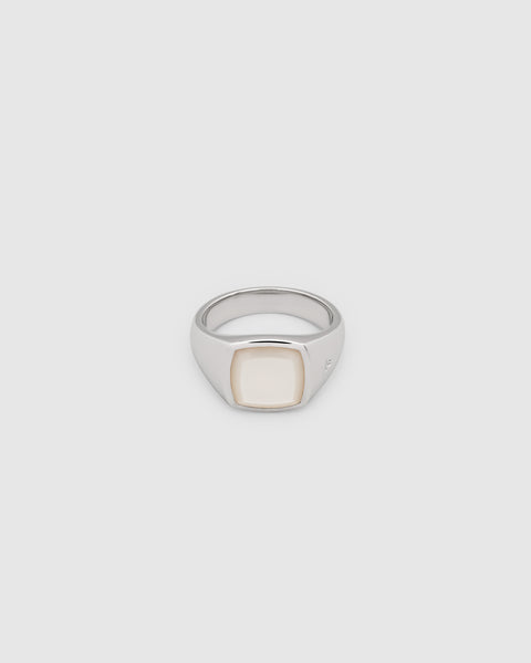 Kay Ring White MOP – Tom Wood