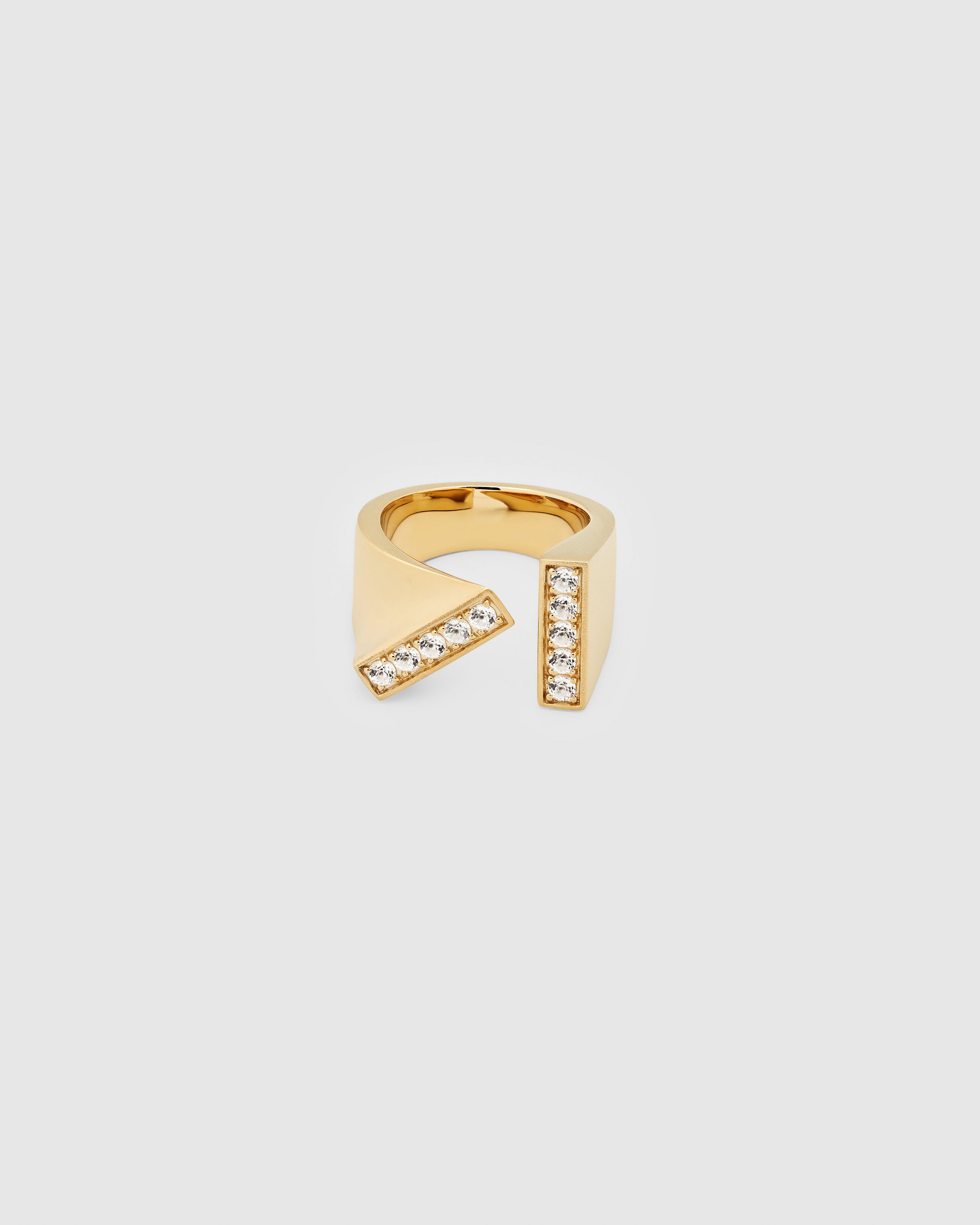 Tilt Ring Gold Brilliant – Tom Wood
