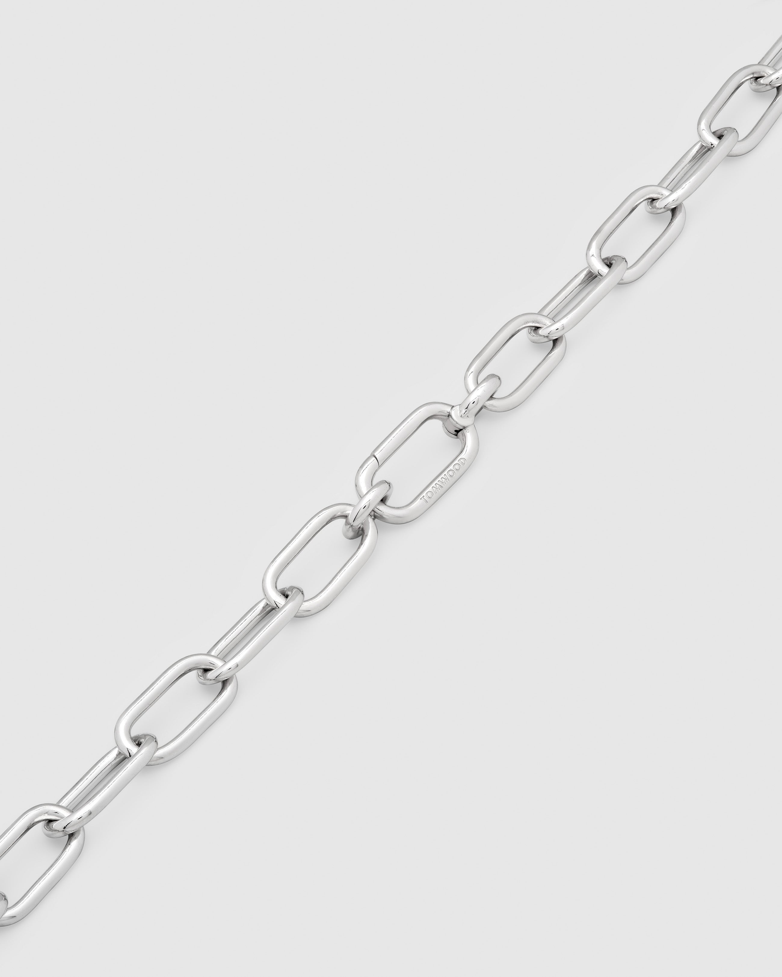 Jax Chain – Tom Wood